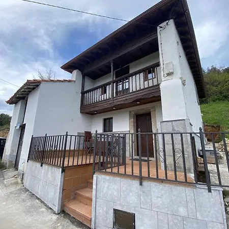 Hotel La Portilla Niembru