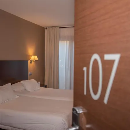 La Portilla Hotel Niembru