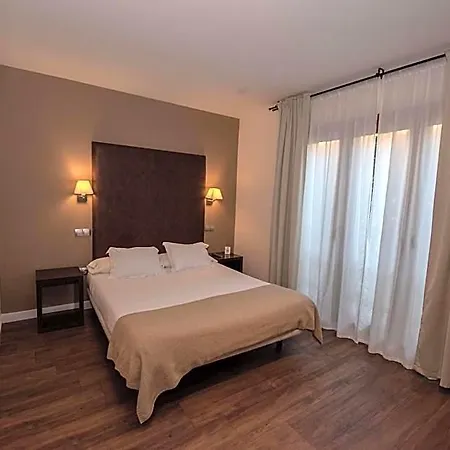 La Portilla فندق