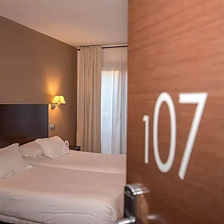 Hotel La Portilla Niembro