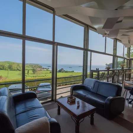 호텔 La Portilla 님브로