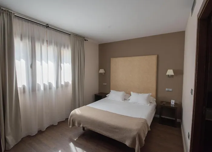 Hotel La Portilla Niembro